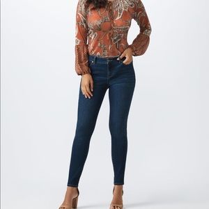 FREE SHIPPING - WESTPORT SIGNATURE 5 POCKET SKINNY JEAN